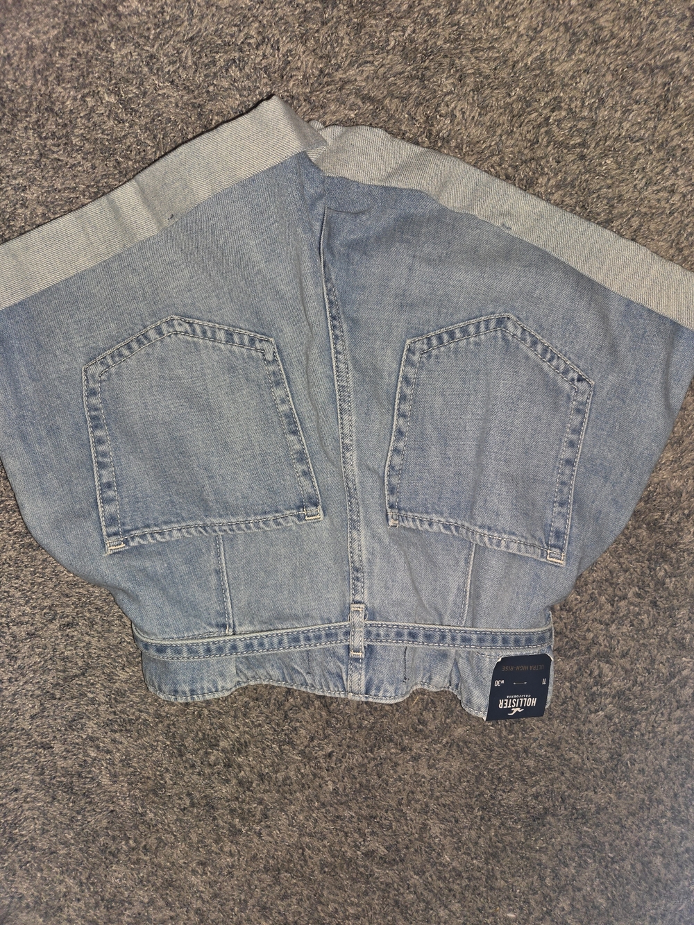 Hollister Light Wash Denim Tie-Belt High-Rise Shorts - Picture 4 of 4